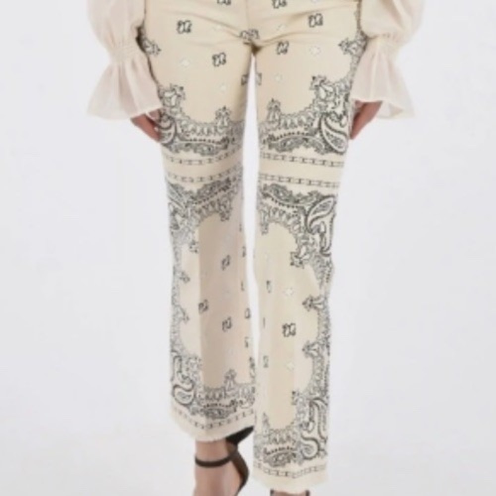 Tory Burch Size 27 Paisley Logo Raw Edge Boot Denim Pant Ivory Americana Bandana - Picture 2 of 15